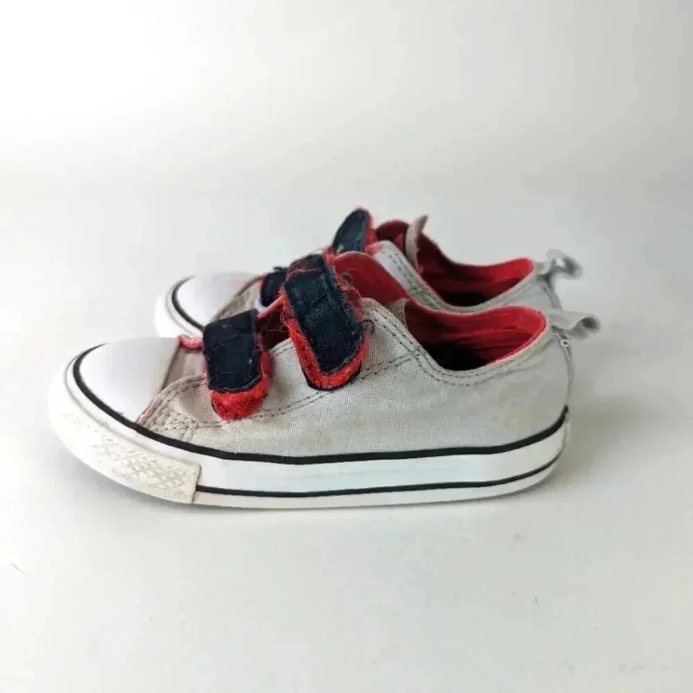 Converse Kid's Chuck Taylor All Star 2V Sneaker -8